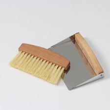 Cleaning set: scoop and brush, 16 × 10.5 × 4 cm, 16 × 4 × 1.6 cm, 30 bundles, natural hair