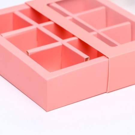 Box for 9 sweets, pink, 14.5 x 14.5 x 3.5 cm. Confectionery packaging-3