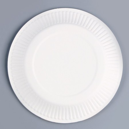 A set of paper utensils "Happy birthday. Animals ": 6 plates, 6 glasses, 6 caps-6