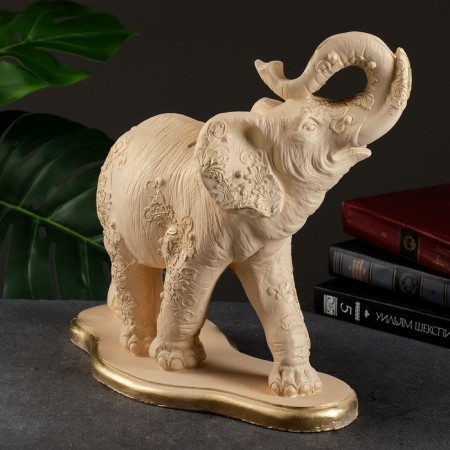 Pigger "Indian Elephant" ivory, 32x15x36cm