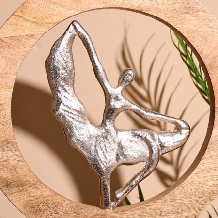 Interior souvenir in the wooden ring "Dancer" 30x8x33 cm-3