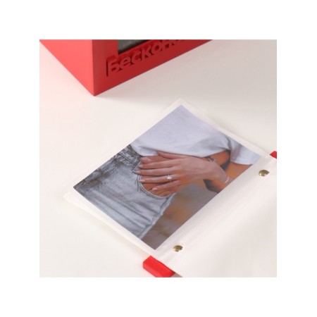 Photo archive in 96 photos 10x15 cm + frame 10x15 cm "Infinitely" red 20x15x12 cm-4