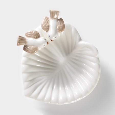 Ceramic serving dish "Doves on a leaf", 13 × 13 × 2 cm, white color-2