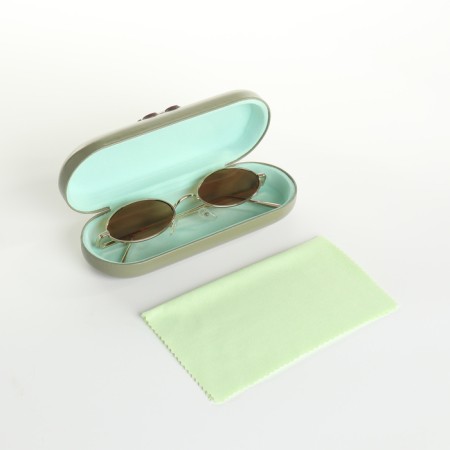 Case for glasses on the cracker, green color-3