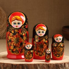 Nesting doll 