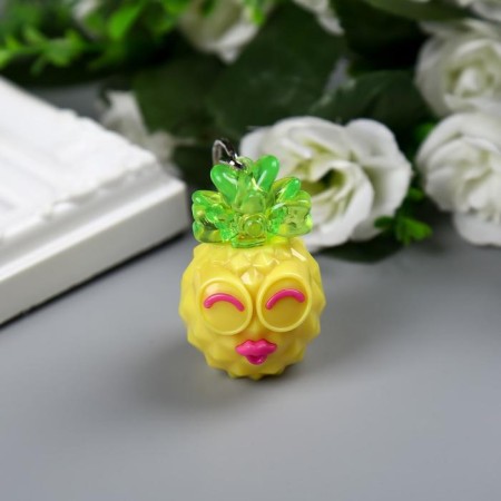 Light Light on the Ring "Fashionable Pineapple" flashes mix 5x3x3.5 cm