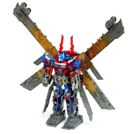 The leader "Leader", with a trailer, is transformed-6