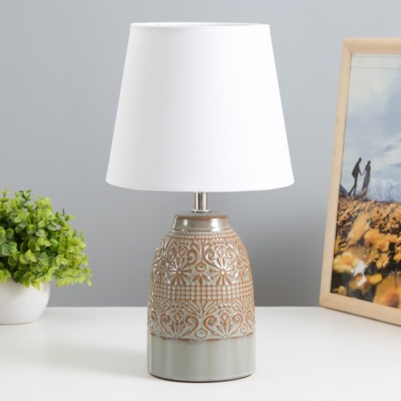 Lira table lamp E27 40W 18x18x32 cm Risalux