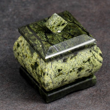 Casket "Small Larchik", 5x5x6 cm, natural stone coil-4