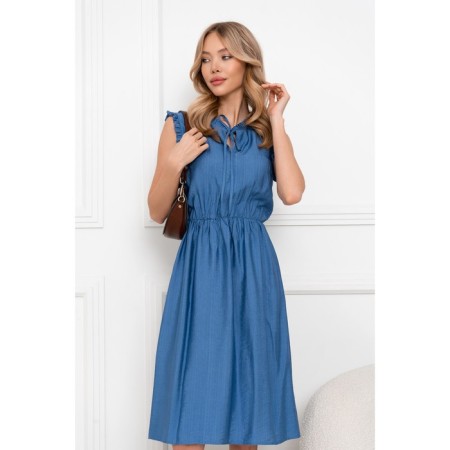 Women's dress, size 42-3