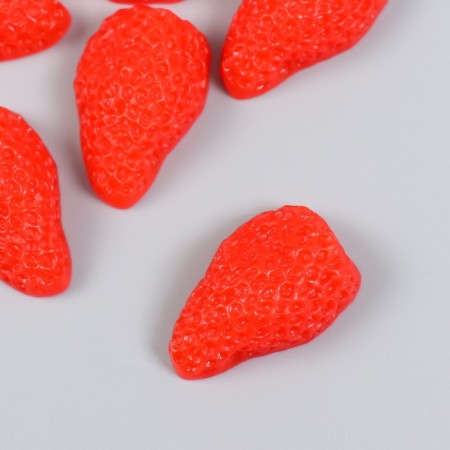 DECOR for creativity PVC "Half of strawberries" 3.6x2.4x1.5 cm