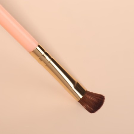 A set of makeup brushes, 3 objects, pink color-5