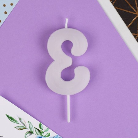 Candle for the cake, number "3", 5.5 x 8 cm.