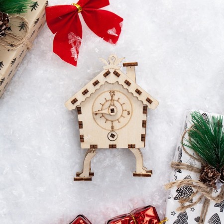 Wooden designer Drovo "New Year's house with a clock"
