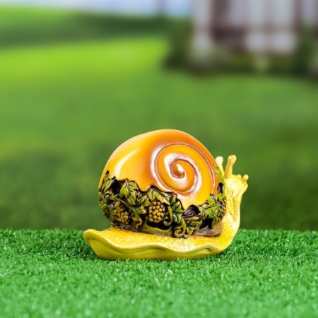 Garden Figure "Carved Snail" Acryl, 15x7.5x9cm-1
