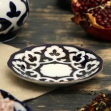 The plate round 