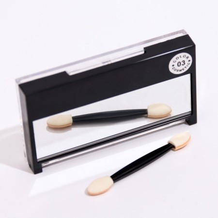Palette of shadows for the eyelids, 3 colors-4