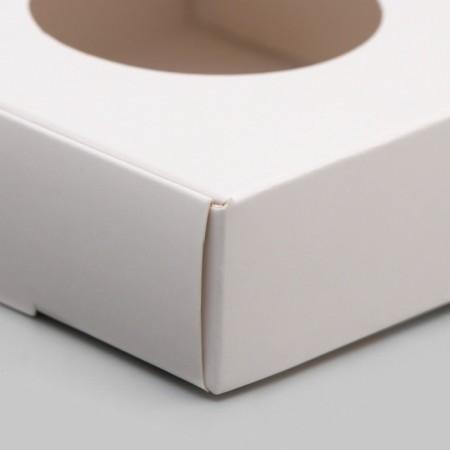 Self -charged box, white, 10 x 10 x 3 cm-2