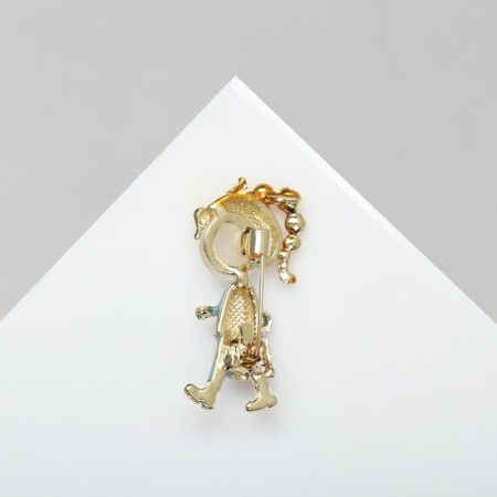 Brooch "Girl" with flowers, color in gold-2