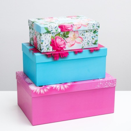 A set of boxes 3 in 1 "beautiful lady", 28.5 x 18.5 x 12 - 19 x 13 x 8 cm-2