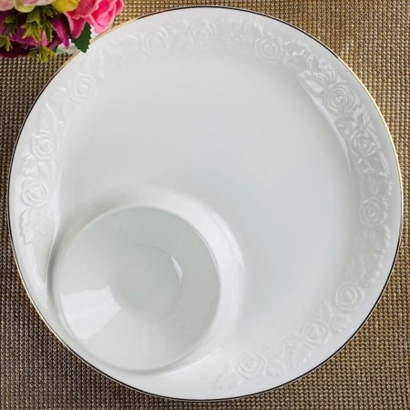 Menzhitsa Lenardi "White Rose", porcelain, 29.5 cm