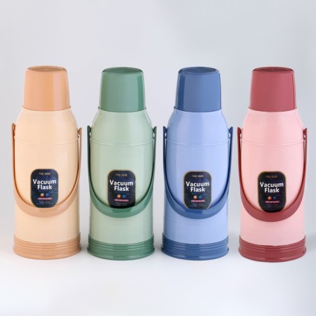 Thermos 2 l, with a glass flask, retains heat 12 hours, mix
