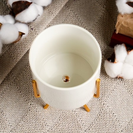 Kashpo "cylinder" white, on a gold stand, 15x8x8cm-2