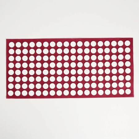The Kuznetsova applicator, 144 thorns, spanbond, 26 x 56 cm, red.-2