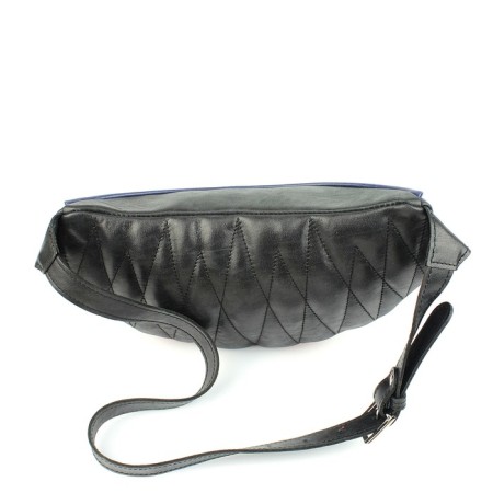 Female warehouse bag, outer pocket, black/red cracker-1