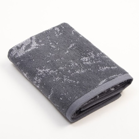The towel is the Named Tensor Ethel "Michael" gray, 50x90cm, 100% cotton, 420g/m2-1