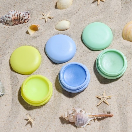 A set of three lip balms "Vanil", "Grapes", "Persian"-2
