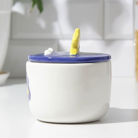 Ceramic mug with a “dream” lid, 350 ml, white color-1