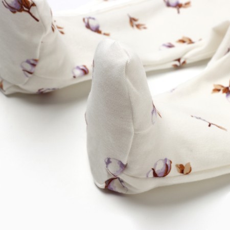 Details for children with closed legs, white color, height 62-3
