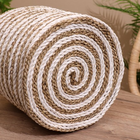 Wicker basket with a lid 27x27x35 cm-6