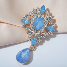 Brooch 