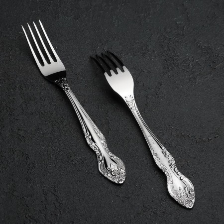 Dessert fork "Troika", h = 18 cm, thickness 2 mm, silver color
