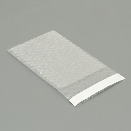 A package of runway with a valve and a glue layer, p/e, 3 layers, 11 x 16 + 5 cm-2