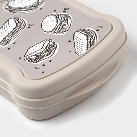 The sandwiches Ricco, 17 × 13 × 4.2 cm, with panin-3