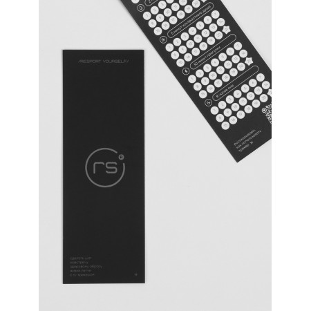 Longslit female Resport, on a zipper, p. 44, the color is black, basic, with a long sleeve-22