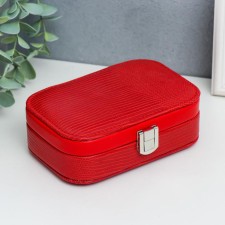 Casket to the leatherette for jewelry 