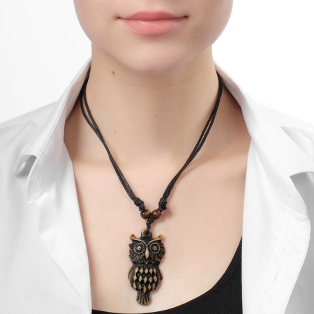 A pendant on the lace "Filin", the color is brown-black on a black lace, 80 cm-3