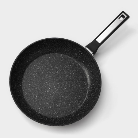 Pan Magistro Warrior, D = 28 cm, h = 5.3 cm, Soft-Touch handle, anti-stick coating, induction-2