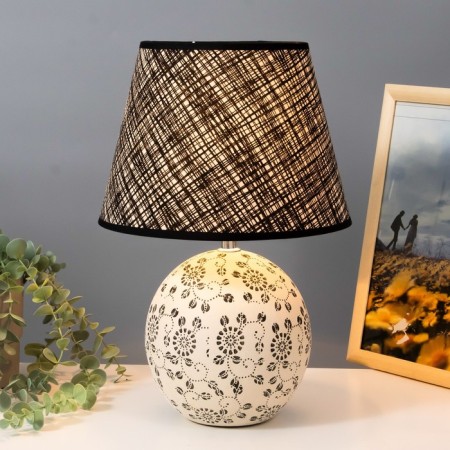 The desktop lamp "Smarizes" E27 40W 25x25x36 cm Risalux-1