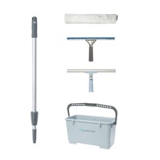 Set for washing windows: a holder for a fur coat 35 cm, a slope 35 cm, a fur coat 38 cm, a bar 1.2 m, a bucket 22 liters
