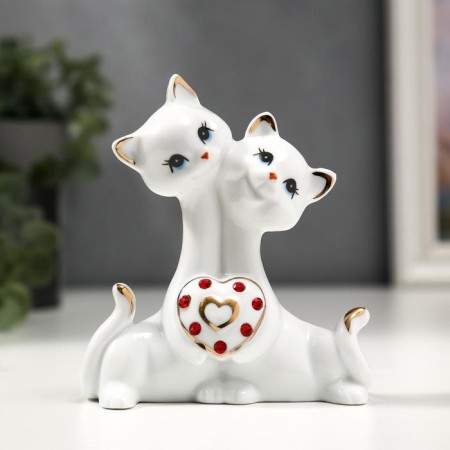 Souvenir Ceramics "Kittens with a heart with rhinestones" White with gold 10.2 cm