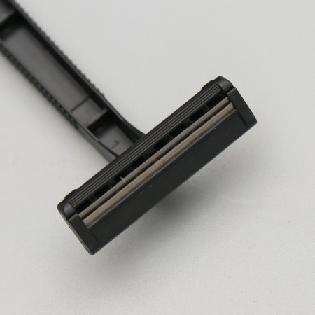 Razor Standard with two stainless blades and shaving cream 3 g.-2