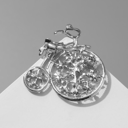 Retro bicycle brooch, white color in silver-1