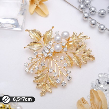 Brooch "Fern", white color in gold