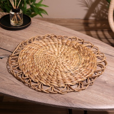 Wicker rug round 38 cm