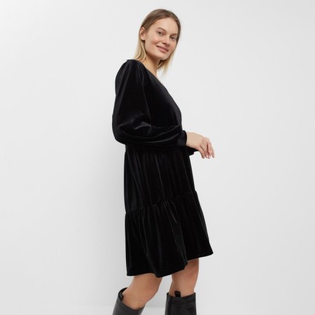Women's dress, black color, size 48-5